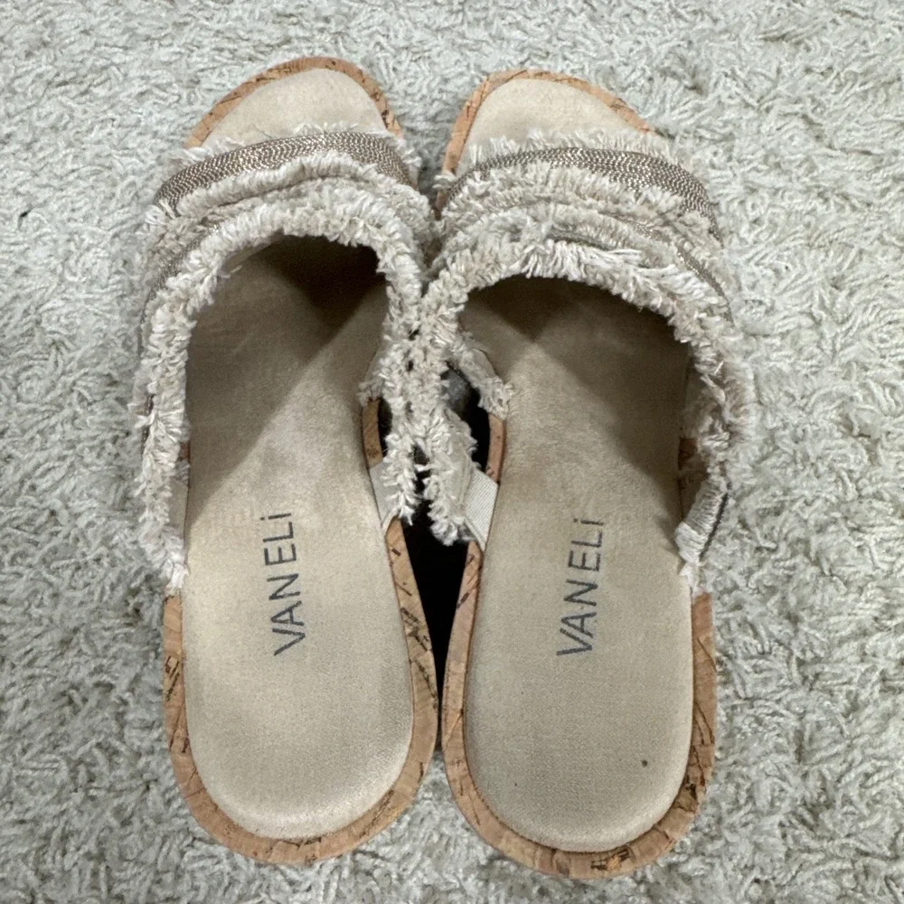 Vaneli Carry Espadrilles‎ Wedge Slip On Strappy Sandals Size 7 Metallic Fringe